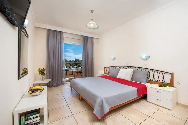 Kavos Plaza Hotel gallery image 7
