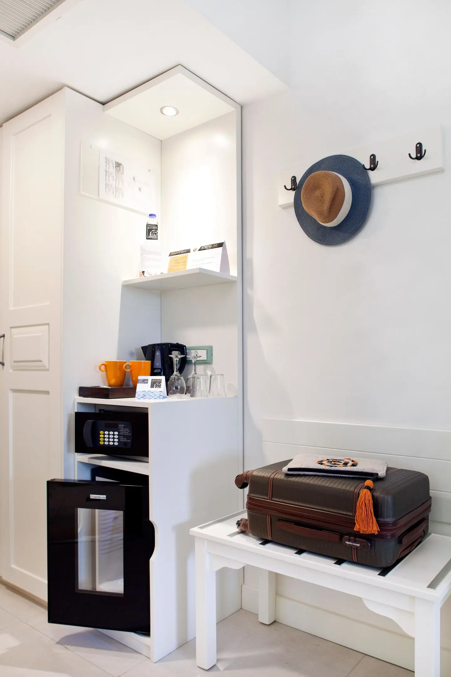 Acrotel Athena Pallas gallery image 24