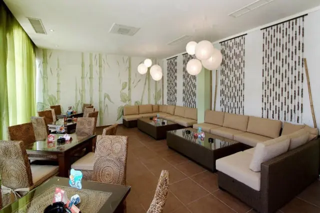 Royal Sun Holiday Complex gallery image 6