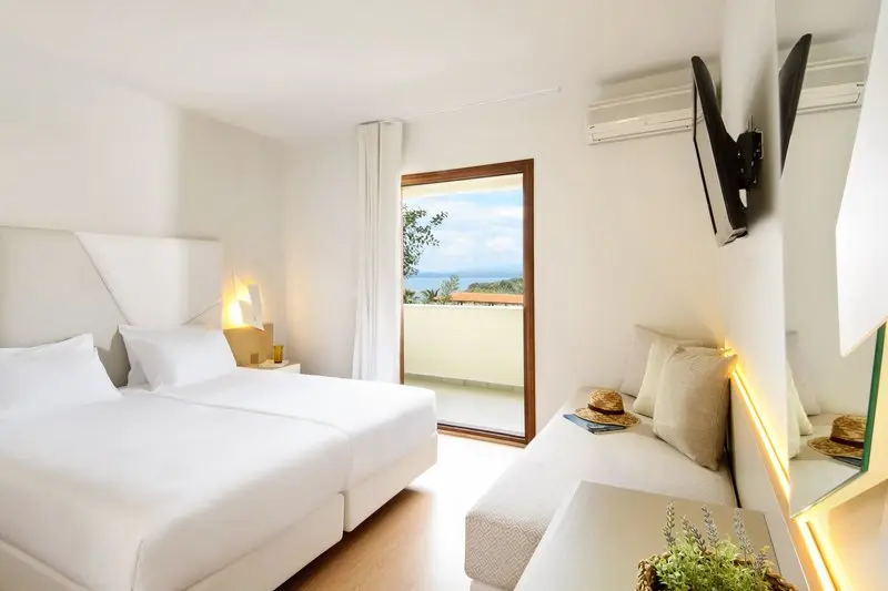 Akrathos Beach Hotel gallery image 25