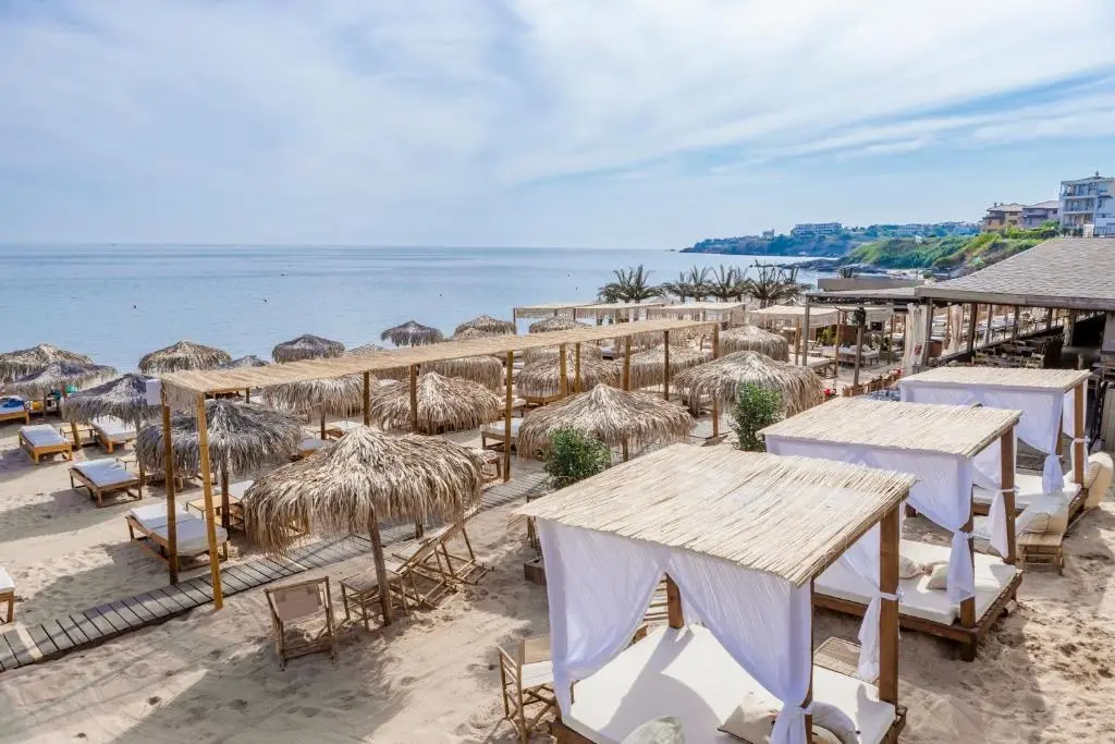 Selena Beach Hotel gallery image 9