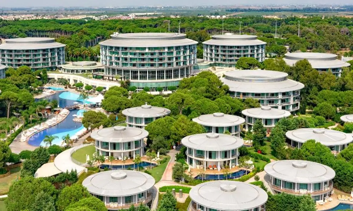 Calista Luxury Resort