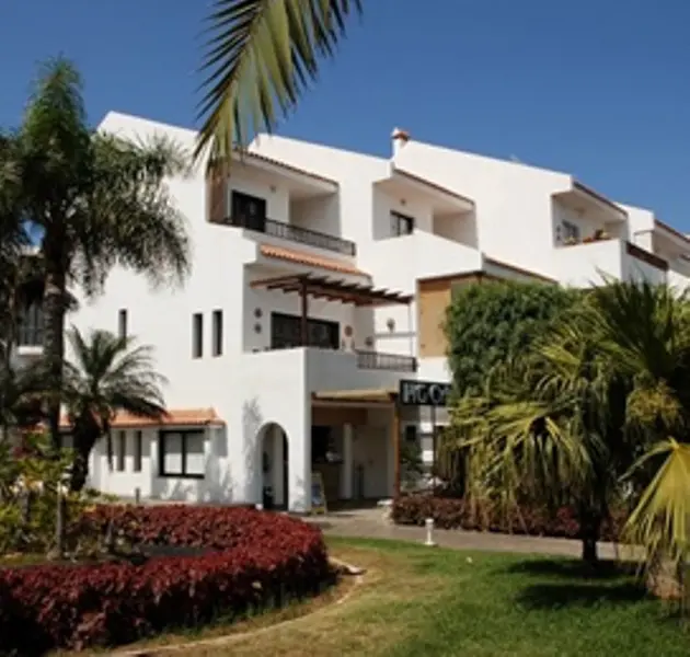 HG Cristian Sur Apartments gallery image 2