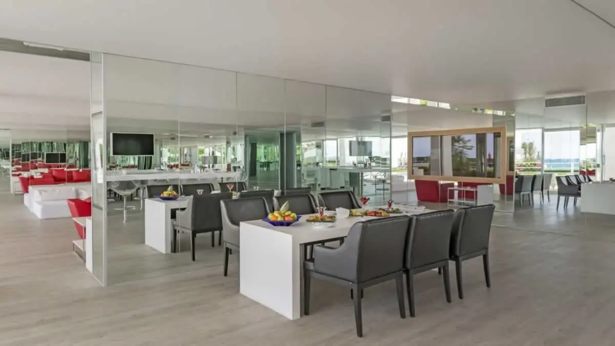 Adam and Eve Hotel gallery image 4