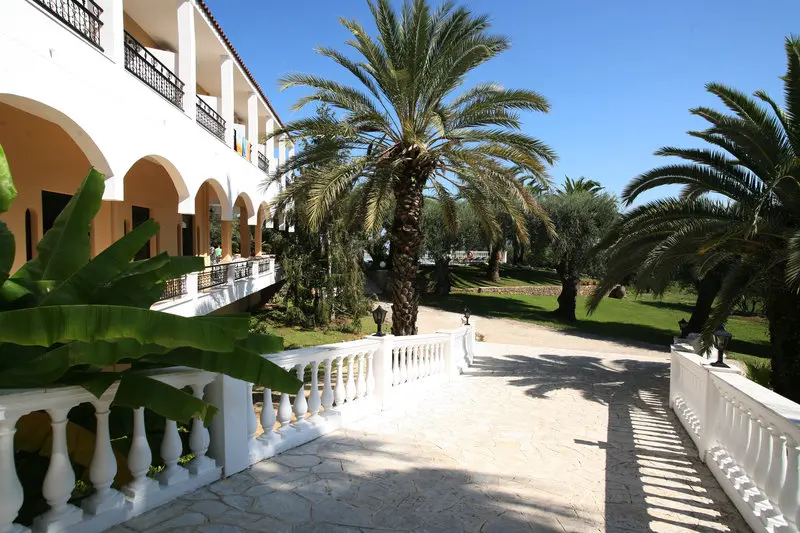 Paradise Hotel gallery image 4