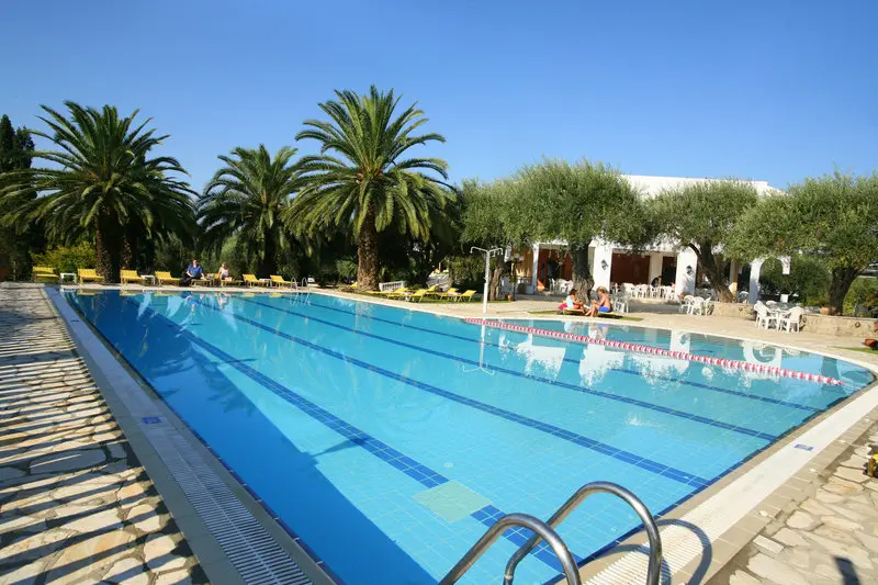Paradise Hotel gallery image 1