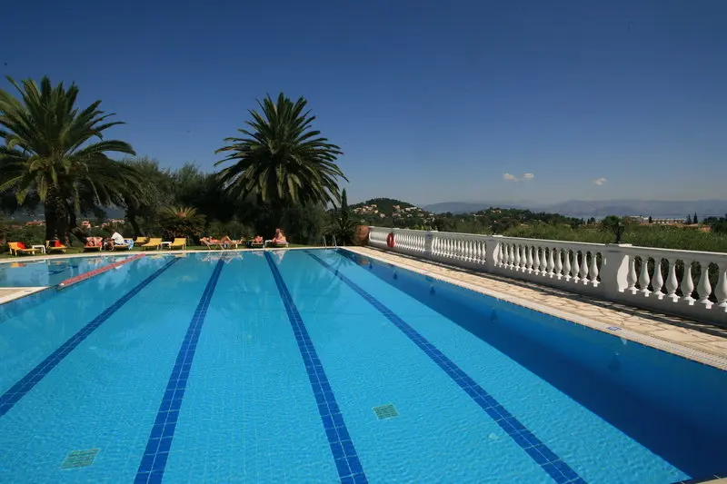 Paradise Hotel gallery image 2