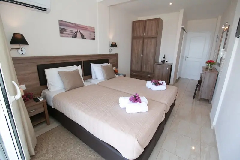 Yannis Hotel gallery image 22