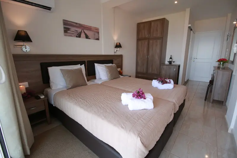 Yannis Hotel gallery image 12