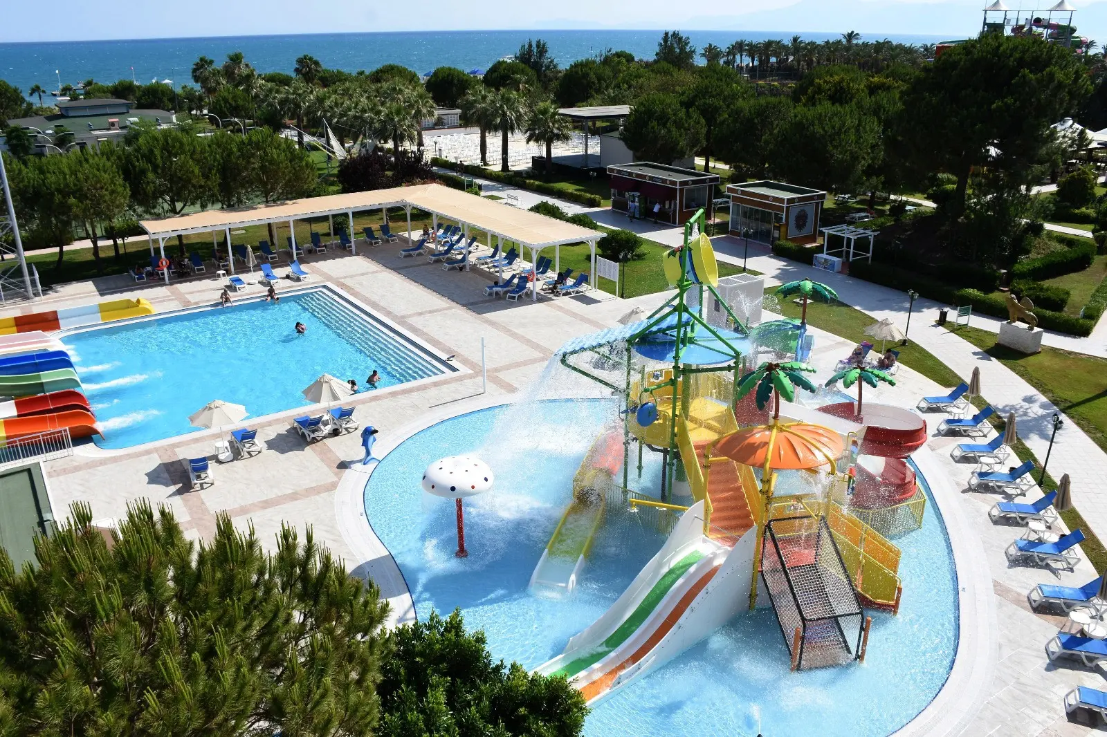 Venezia Palace Deluxe Resort Hotel gallery image 4