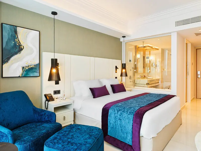 Amanti Hotel Made for Two gallery image 13