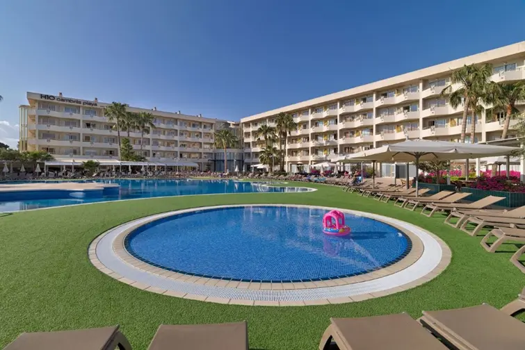 H10 Cambrils Playa gallery image 15