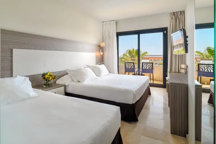 H10 Cambrils Playa gallery image 7