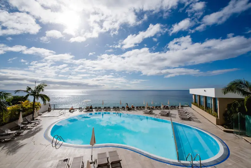 Duas Torres Hotel