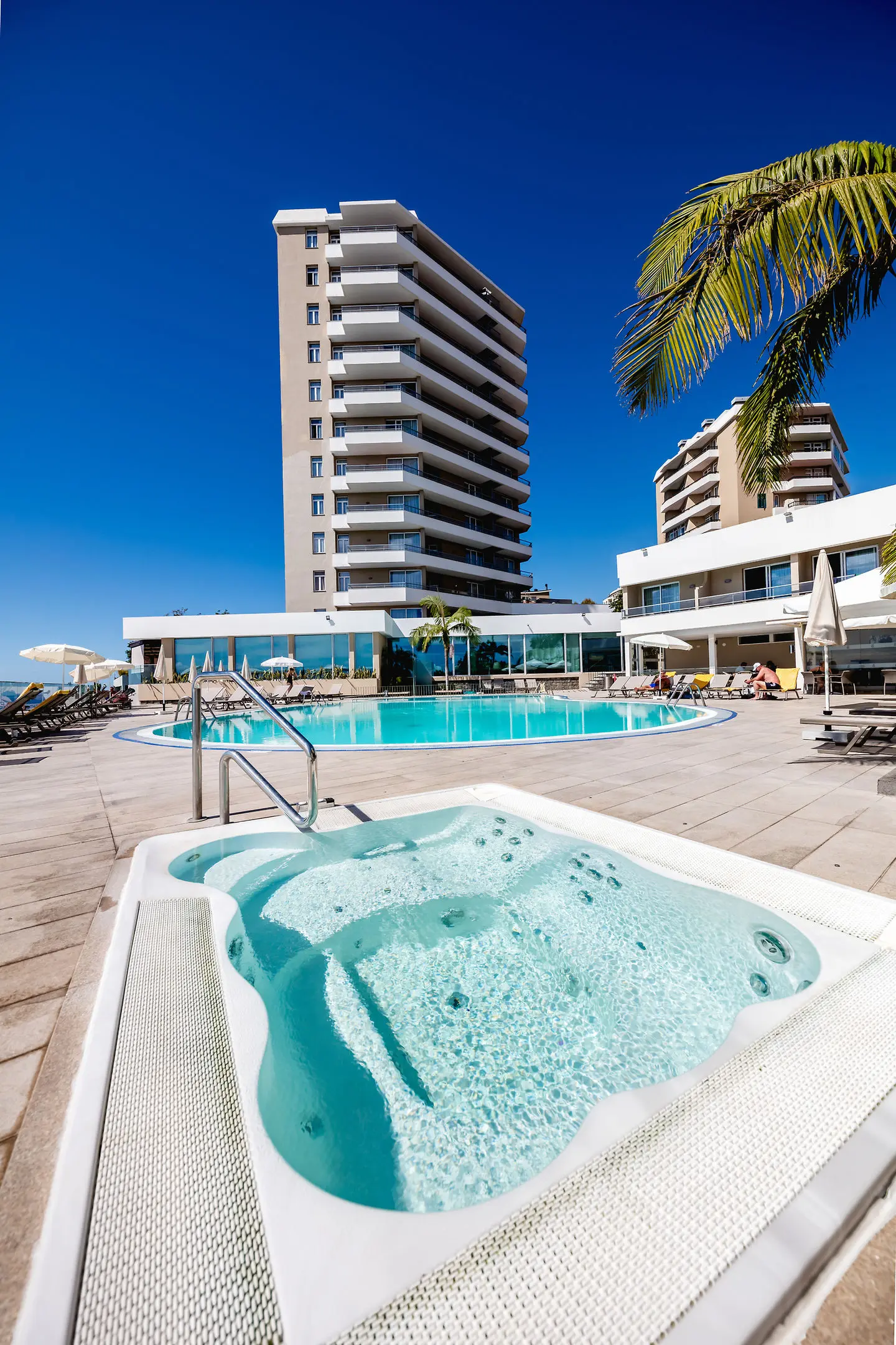 Duas Torres Hotel gallery image 3