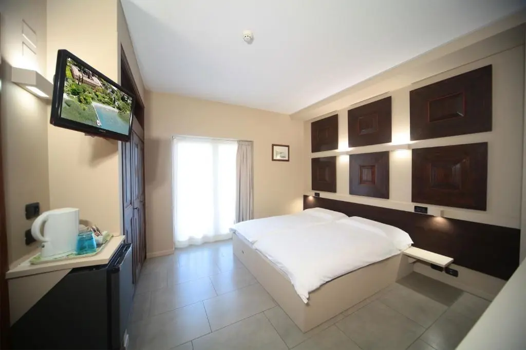Hotel La Paul gallery image 8