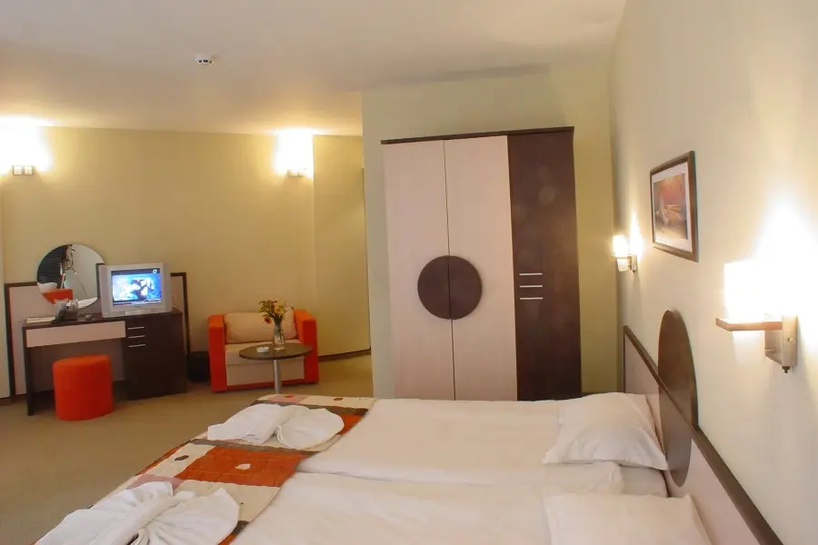 Meridian Hotel gallery image 10