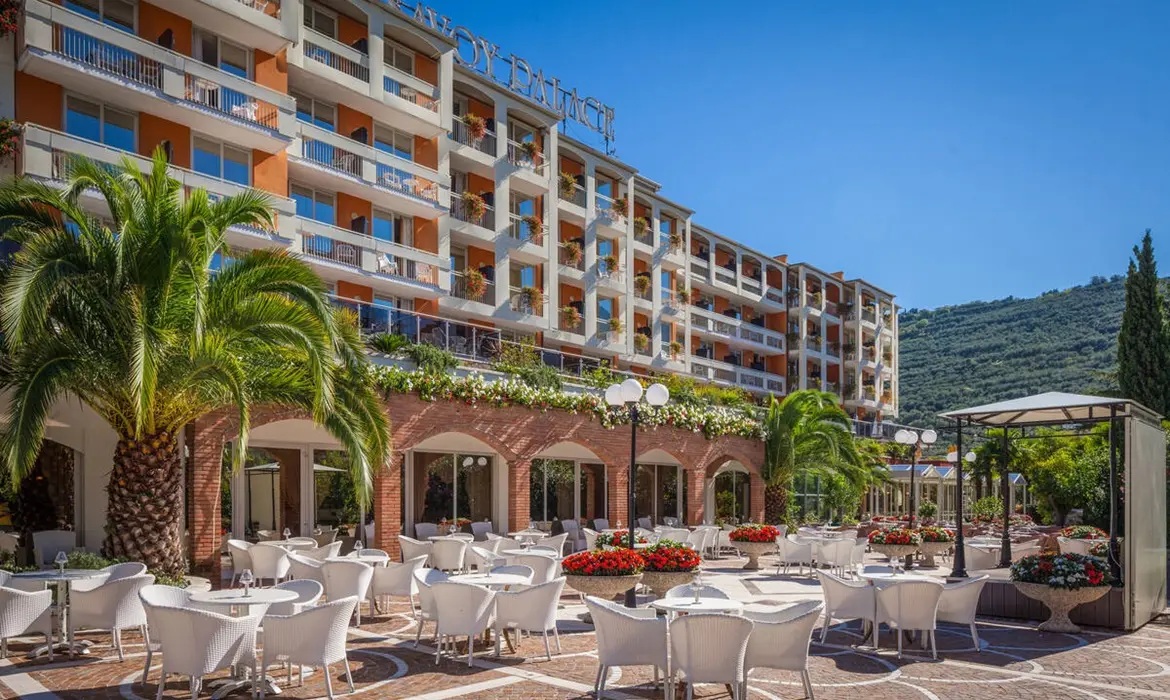 Hotel Savoy Palace