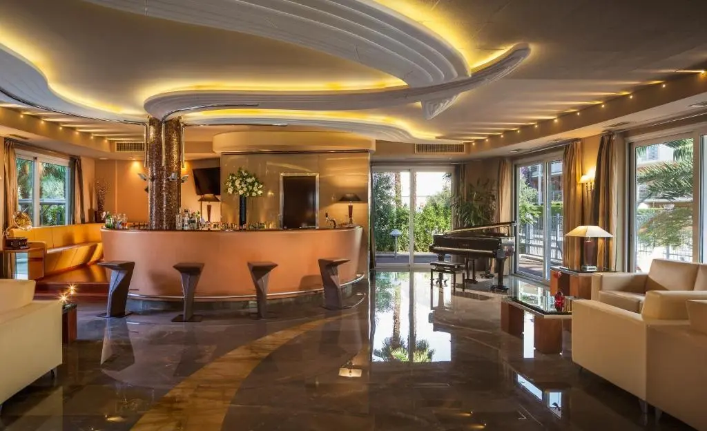 Kristal Palace Hotel gallery image 9