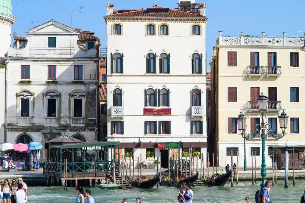 Antiche Figure Hotel