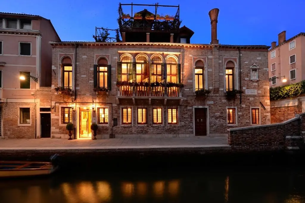 Palazzetto Madonna