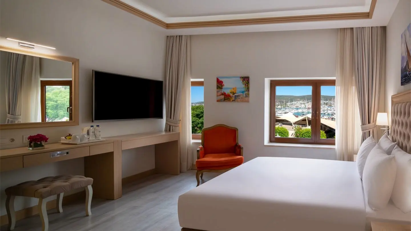 DoubleTree by Hilton Bodrum Marina Vista gallery image 1