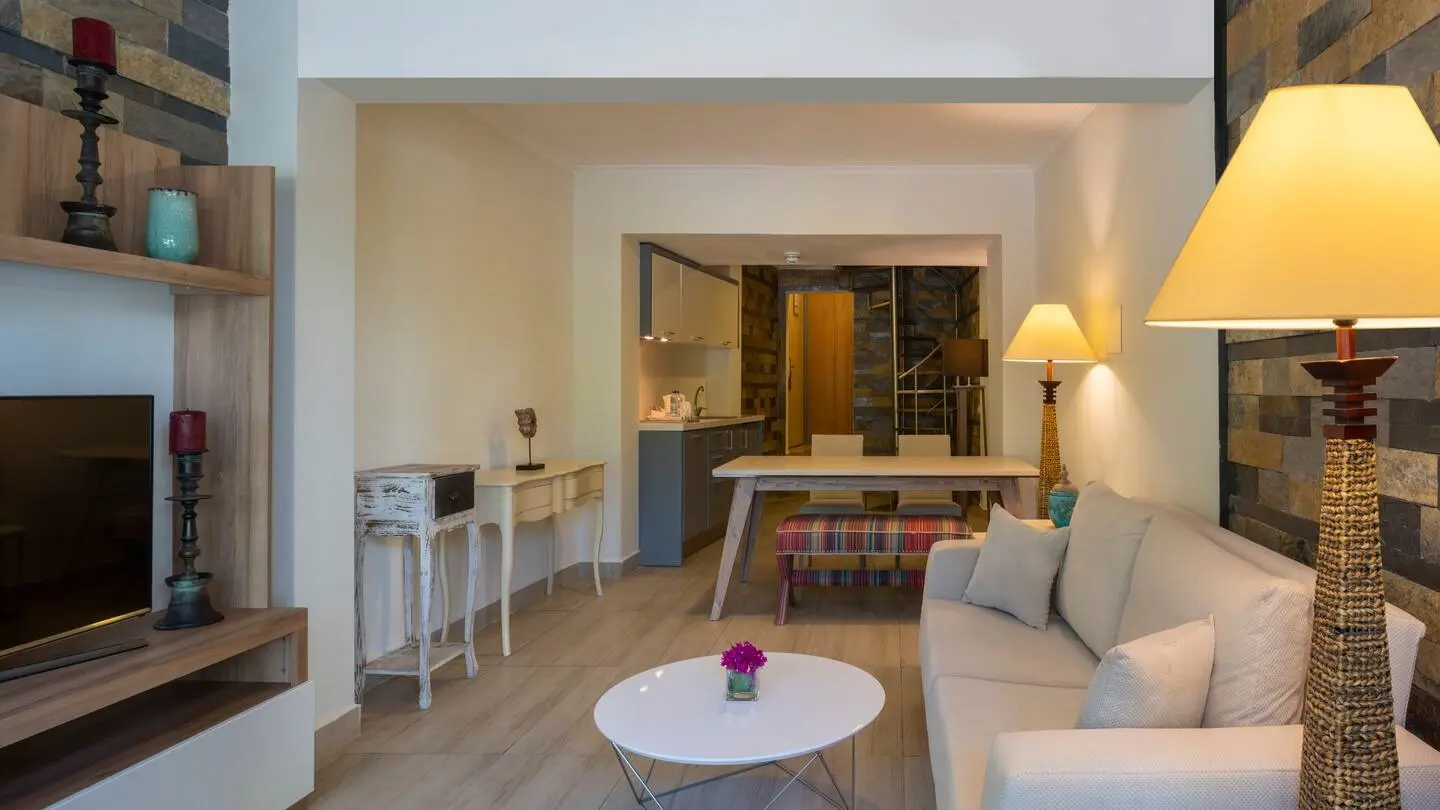 DoubleTree by Hilton Bodrum Marina Vista gallery image 4