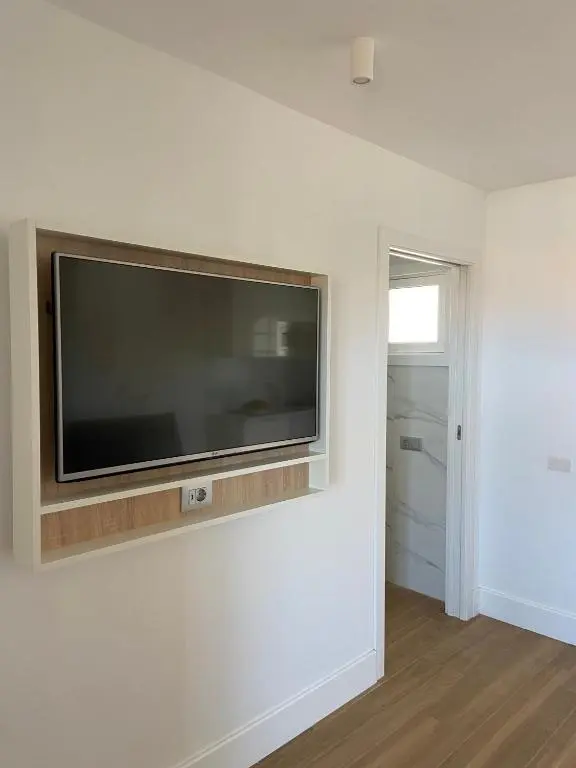 Laguna Park I Apartments gallery image 14