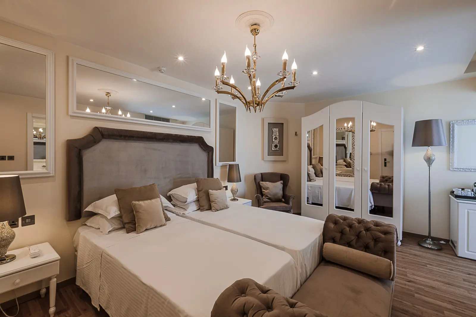 Osborne Hotel gallery image 6