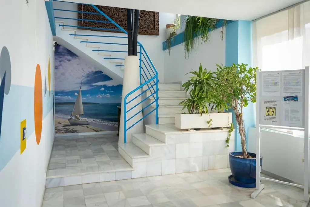 Cel Blau Apartments gallery image 3