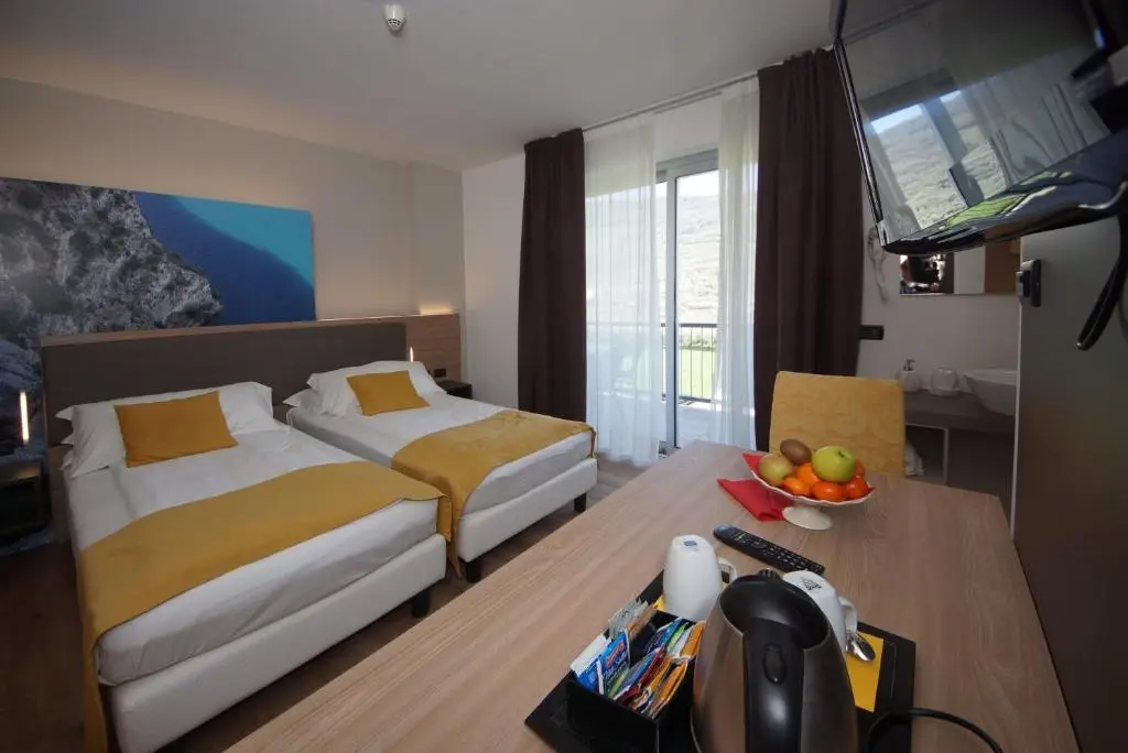 Ambassador Suite Hotel gallery image 18