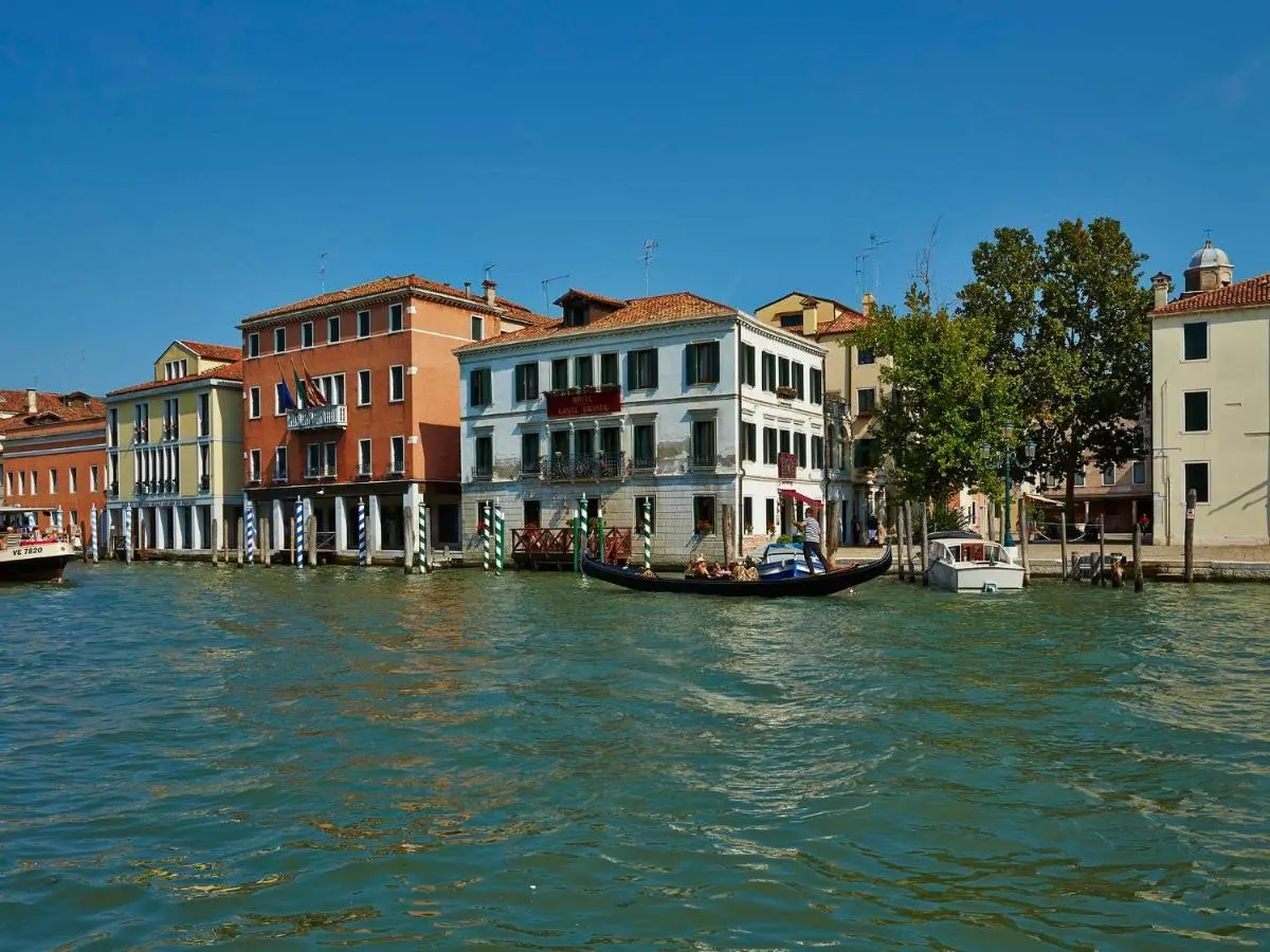 Canal Grande gallery image 1