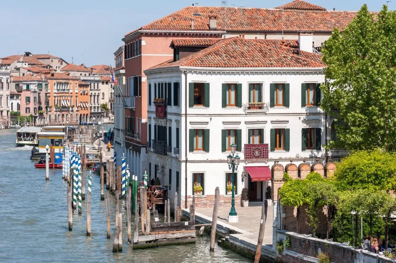 Canal Grande gallery image 4