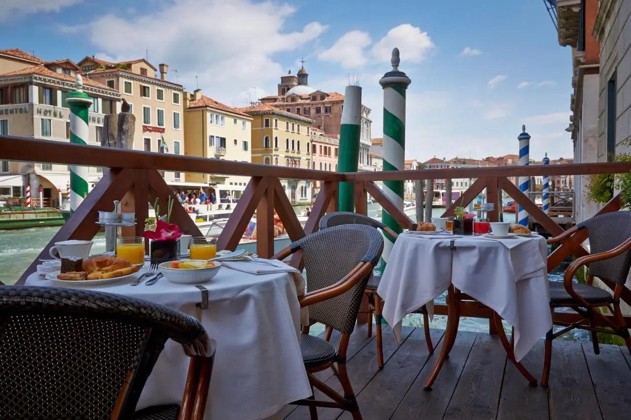 Canal Grande gallery image 8