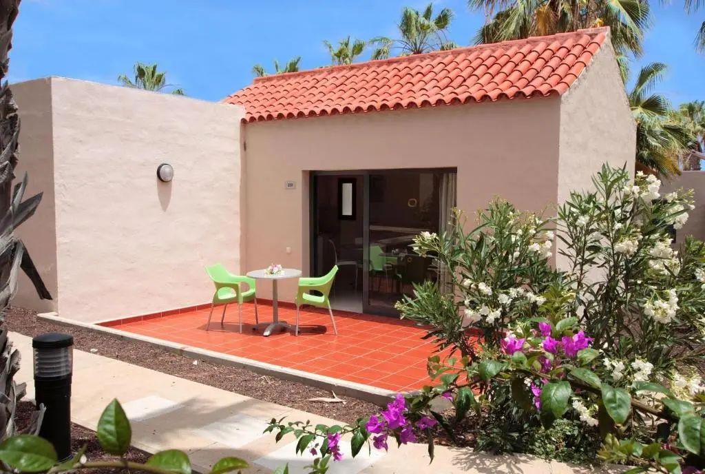 Caybeach Caleta Apartments gallery image 9