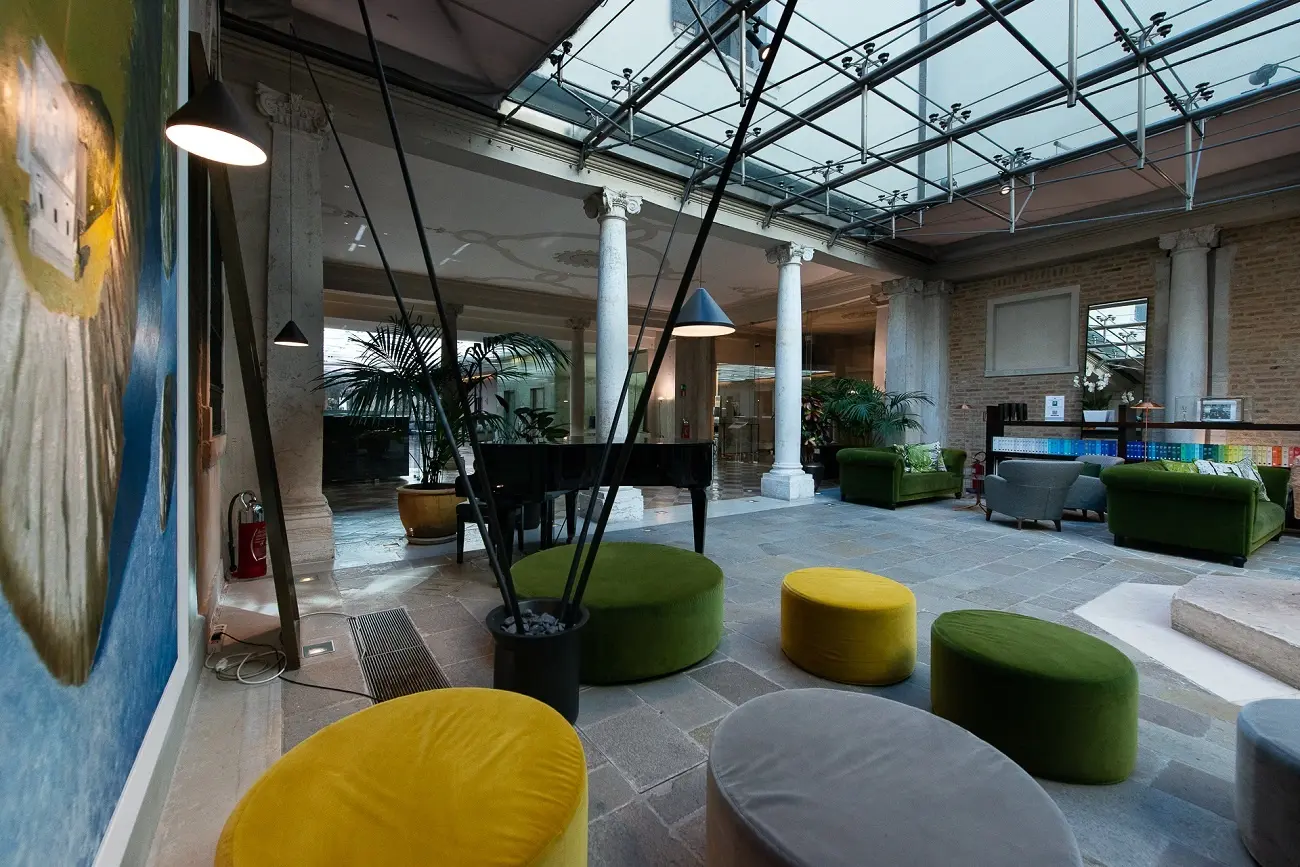 Monaco & Grand Canal gallery image 5