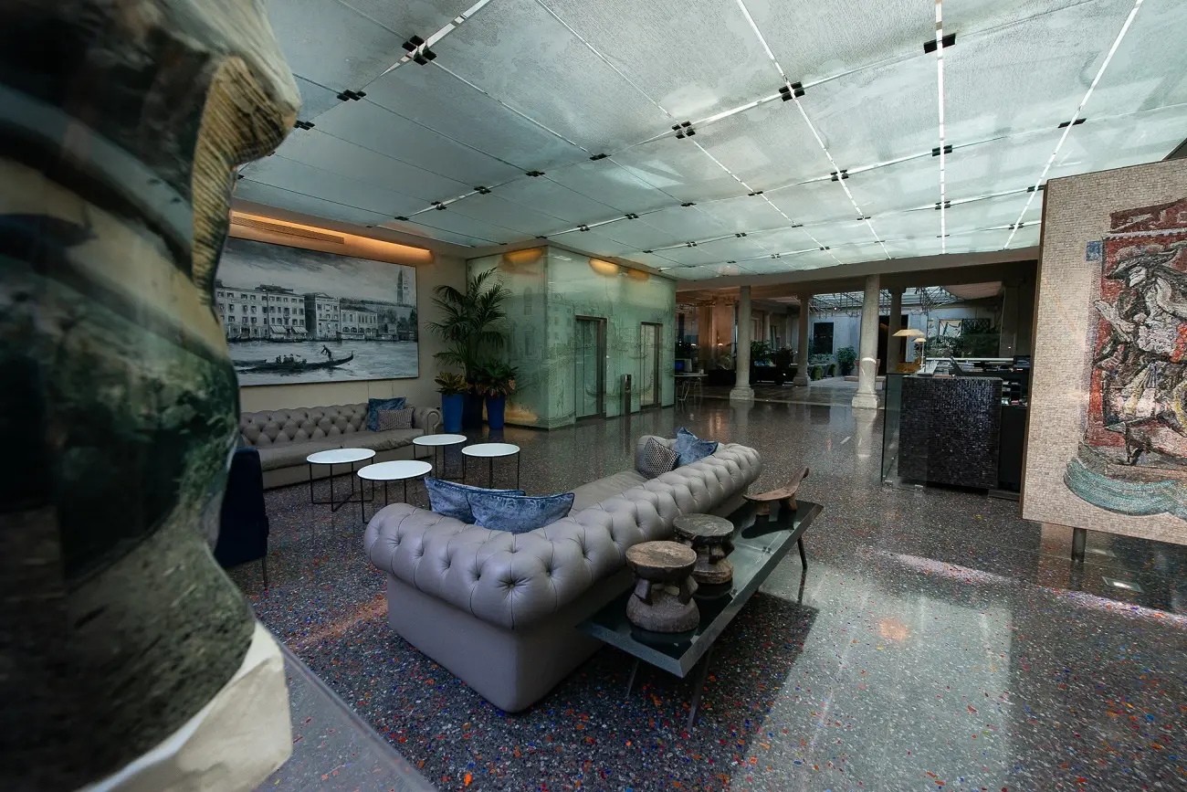 Monaco & Grand Canal gallery image 6