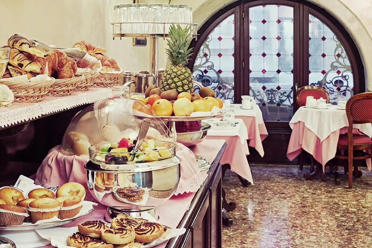 Firenze Hotel gallery image 10