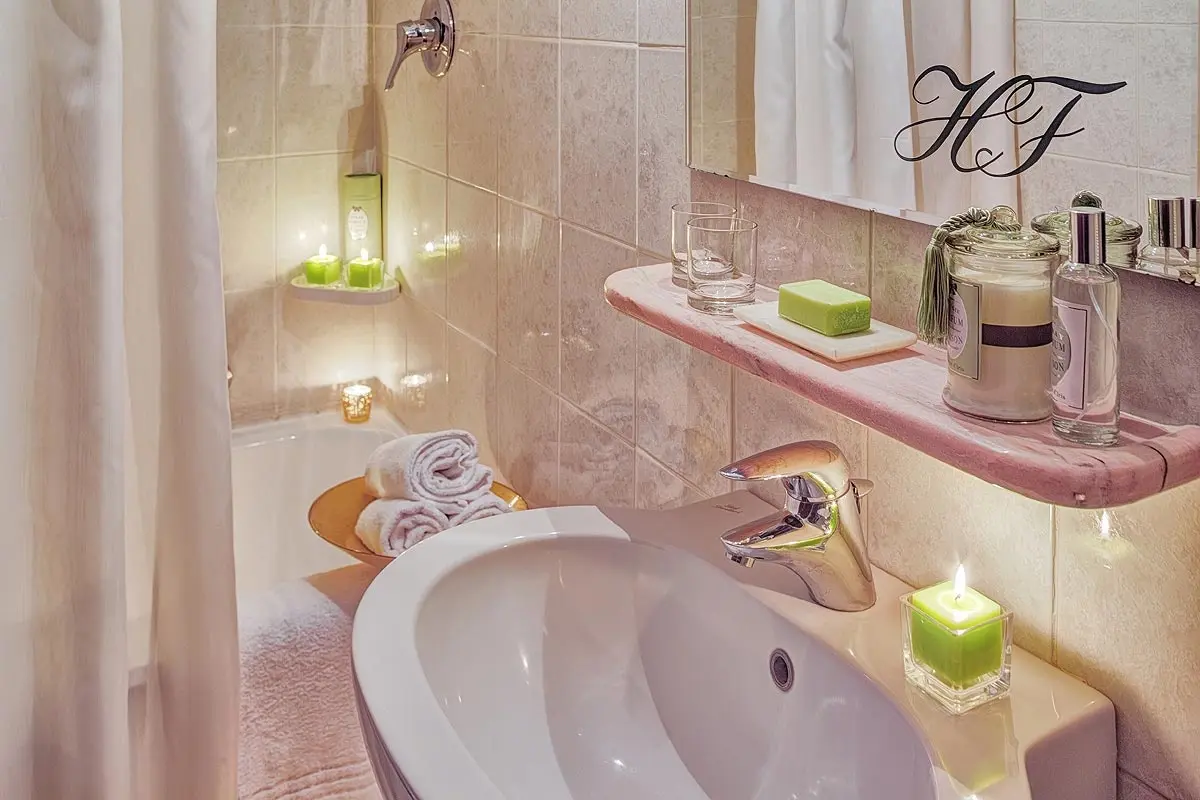 Firenze Hotel gallery image 18