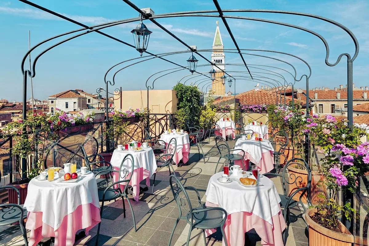 Firenze Hotel gallery image 2
