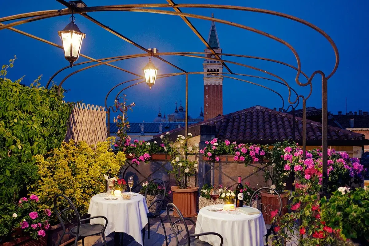 Firenze Hotel gallery image 3
