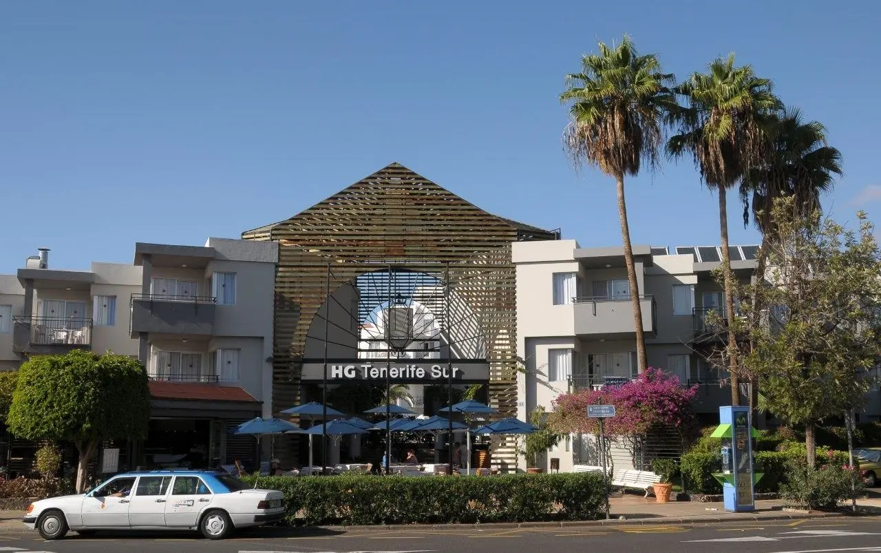 HG Tenerife Sur Apartments gallery image 1