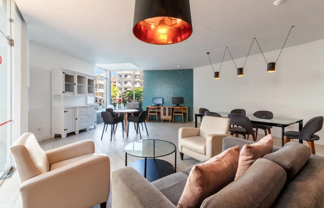 HG Tenerife Sur Apartments gallery image 3