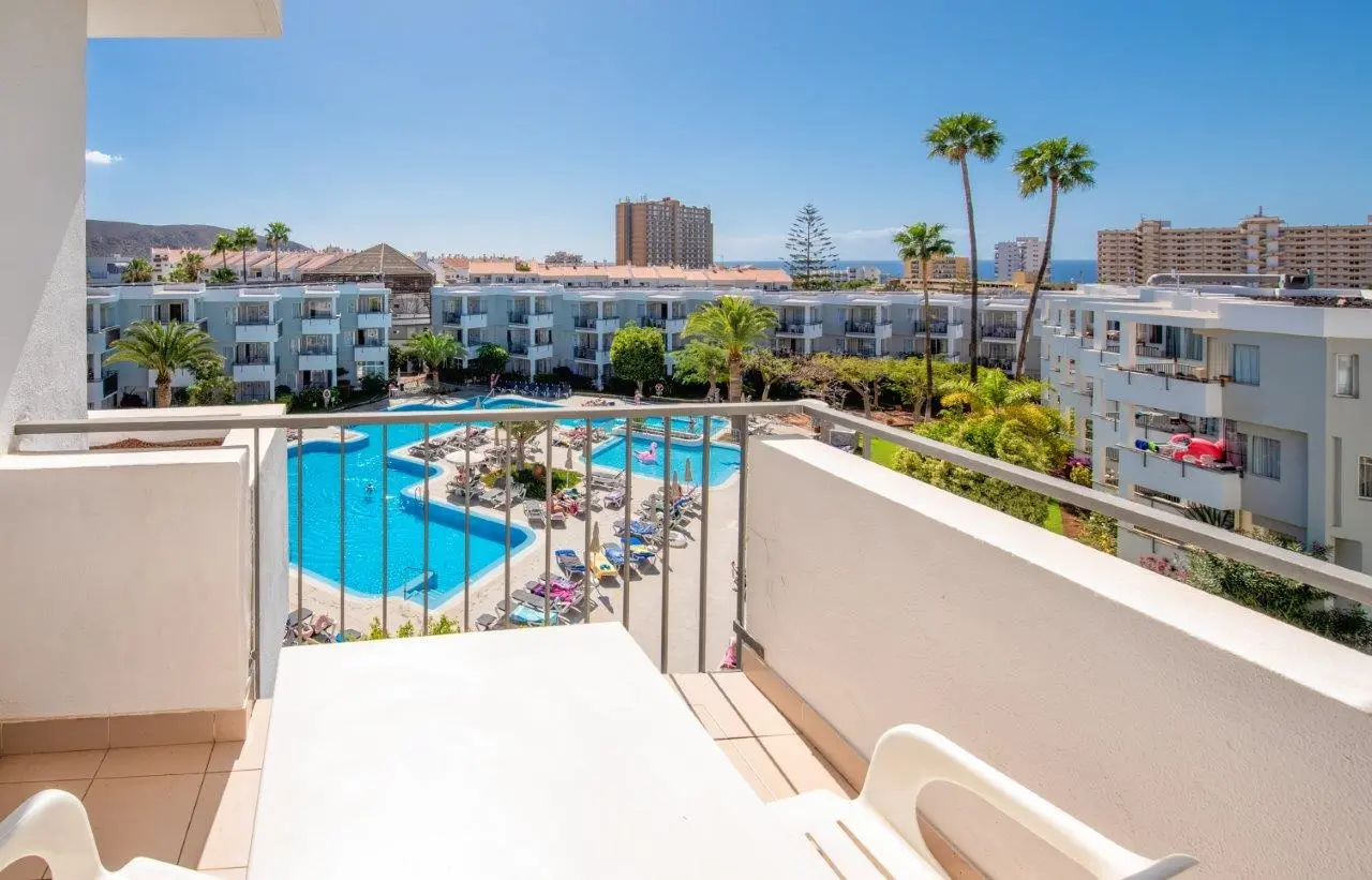 HG Tenerife Sur Apartments gallery image 5