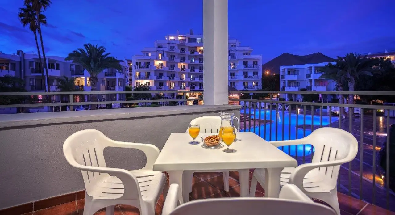 HG Tenerife Sur Apartments gallery image 7