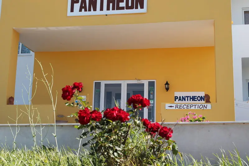 Pantheon Hotel gallery image 3