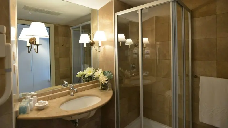 El Faro Hotel gallery image 11