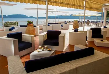 El Faro Hotel