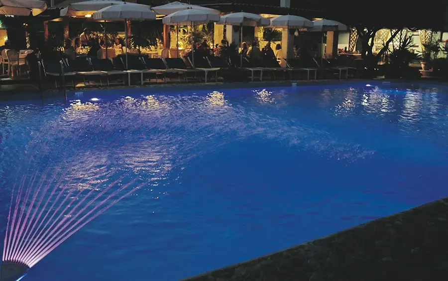 La Playa Hotel