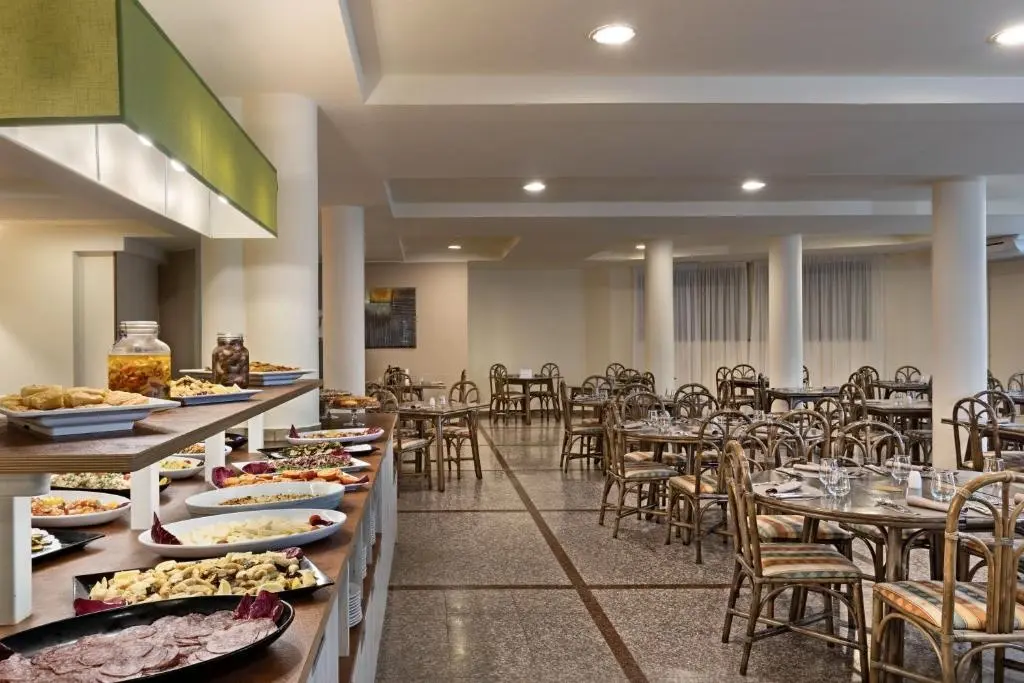 Rina Hotel gallery image 11